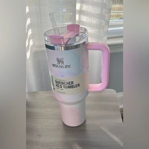 Stanley 40 oz Stainless Steel H2.0 Flowstate Quencher Tumbler Watercolor Tulle